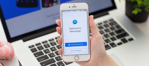 В мобильных приложениях Facebook обнаружили голосового помощника
