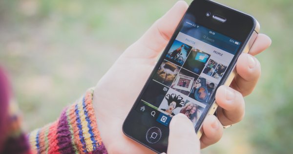 Instagram расскажет пользователям о наркотиках и борьбе с ними Instagram расскажет пользователям о наркотиках и борьбе с ними