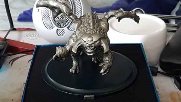 Valve заменит фанатам Dota 2 уродливую статуэтку Рошана Valve заменит фанатам Dota 2 уродливую статуэтку Рошана