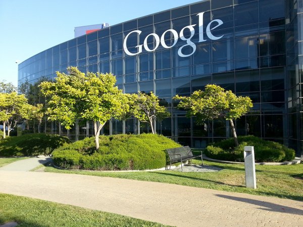 Google лишился звания «корпорация добра» Google лишился звания «корпорация добра»