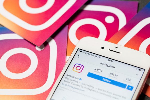 Instagram сделал истории музыкальными Instagram сделал истории музыкальными