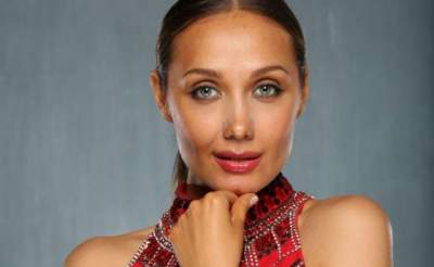 Украинская певица, пережившая рак, вернулась на сцену Украинская певица, пережившая рак, вернулась на сцену