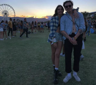 Бруклин Бекхэм с любимой посетили фестиваль Coachella 2019 Бруклин Бекхэм с любимой посетили фестиваль Coachella 2019