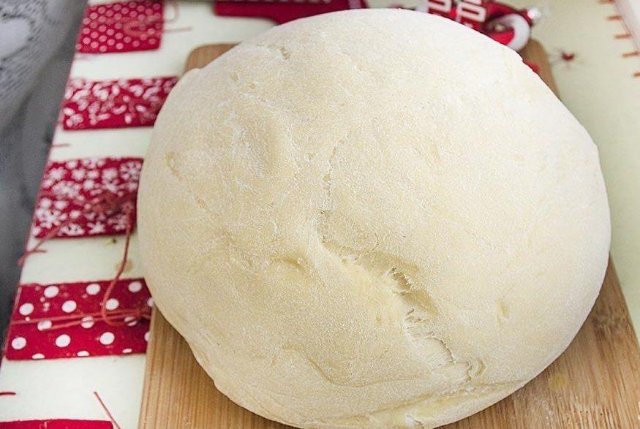 Рецепт теста для пирожков на сухих дрожжах