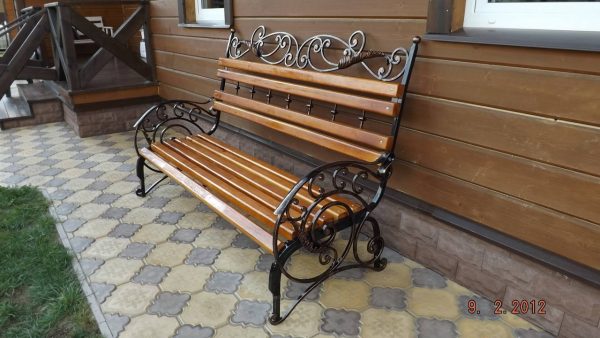 Уличные скамейки и лавочки Уличные скамейки и лавочки